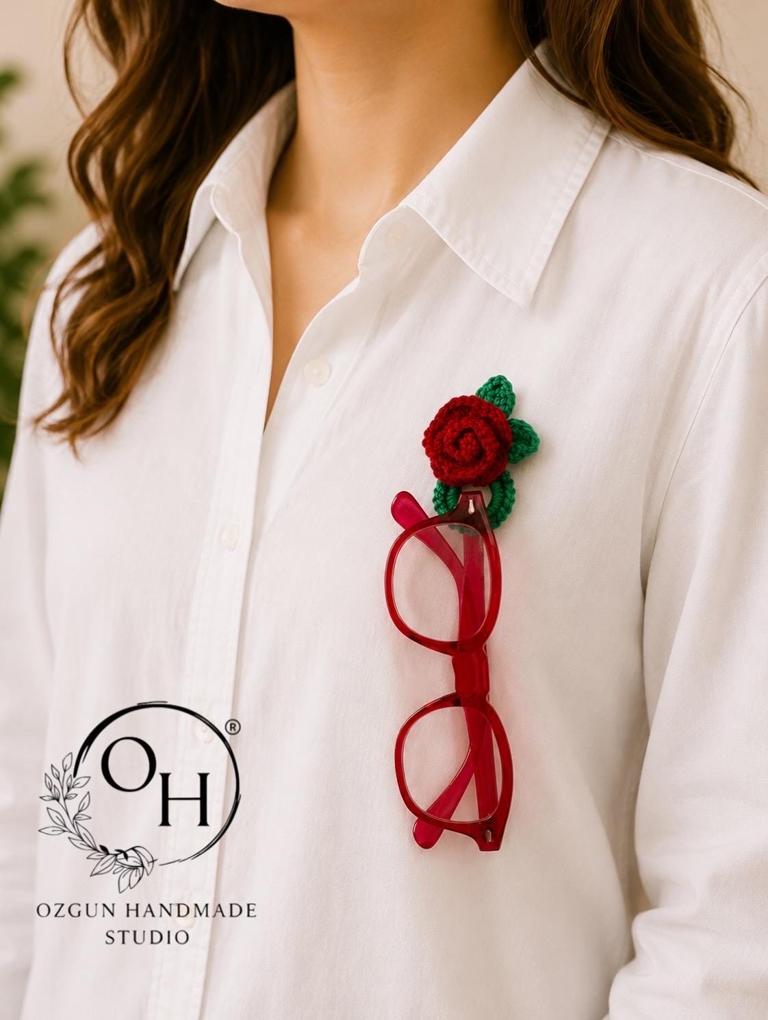 Crochet Rose Glasses Holder Brooch, Floral Eyeglasses Pin, Cotton Yarn, Handmade Accessory __etsy:8325226138